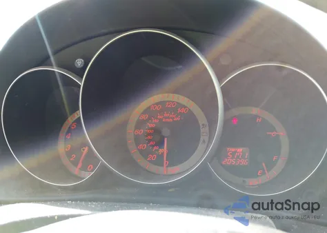 2004 Mazda Mazda3 S z USA, uszkodzony, nr VIN JM1BK323241122581